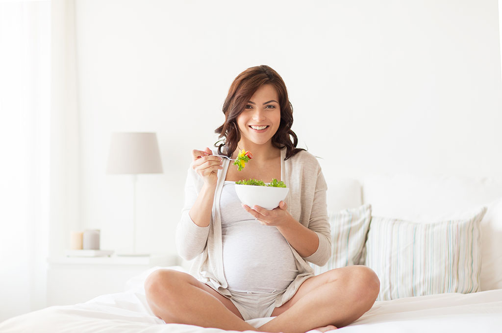 Chế độ ăn cho mẹ bầu trong từng giai đoạn để giúp con thông minh