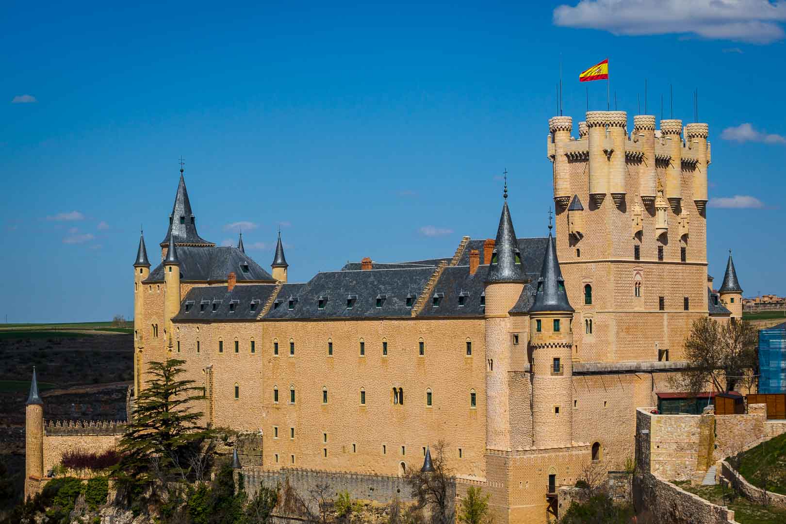 Gợi ý cho bạn Lâu đài Segovia