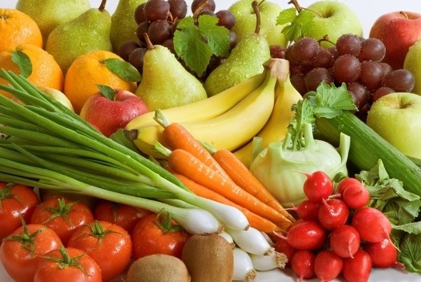 Các loại thực phẩm dinh dưỡng như rau xanh, hoa quả